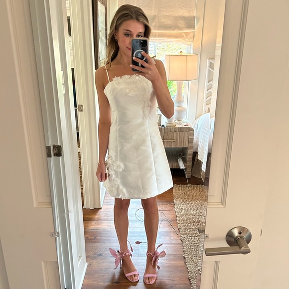 elliatt Stevie flower appliqué minidress - Picture 5 of 5